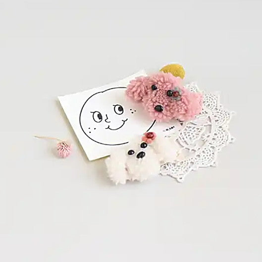 flower poodle pong pin (2 colours)