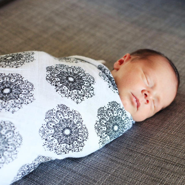 Organic Cotton Muslin Swaddle in Doily Lace