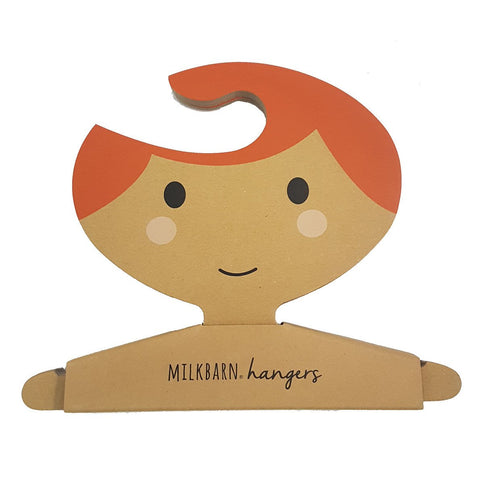 Clothes Hanger Set in Red Hair Girl