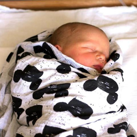 Organic Cotton Muslin Swaddle in Modern Mouse